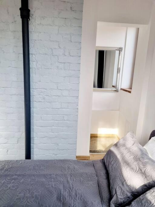 Cozy Apartment Near City Center บูคาเรสต์ ภายนอก รูปภาพ